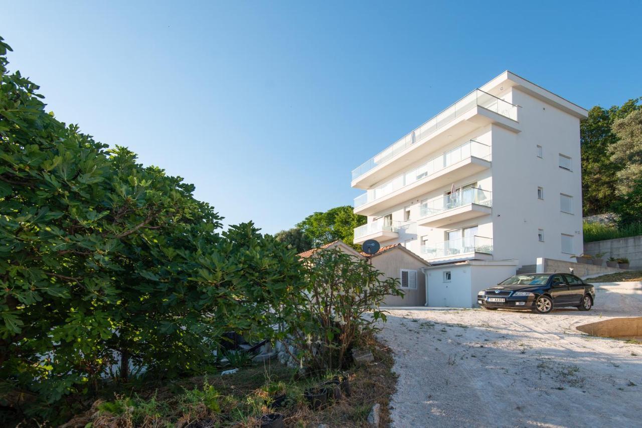 Villa Providenca Apartments تيفات المظهر الخارجي الصورة